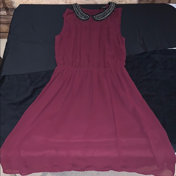 Zara Dresses & Skirts - Zara Chiffon beaded neck dress